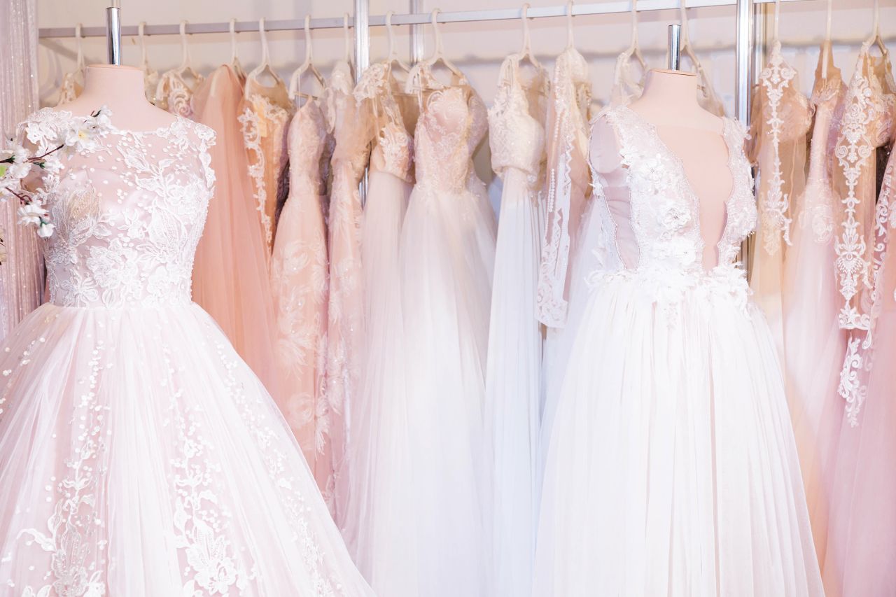 Wybór sukni ślubnej, której jakość będzie adekwatna do ceny