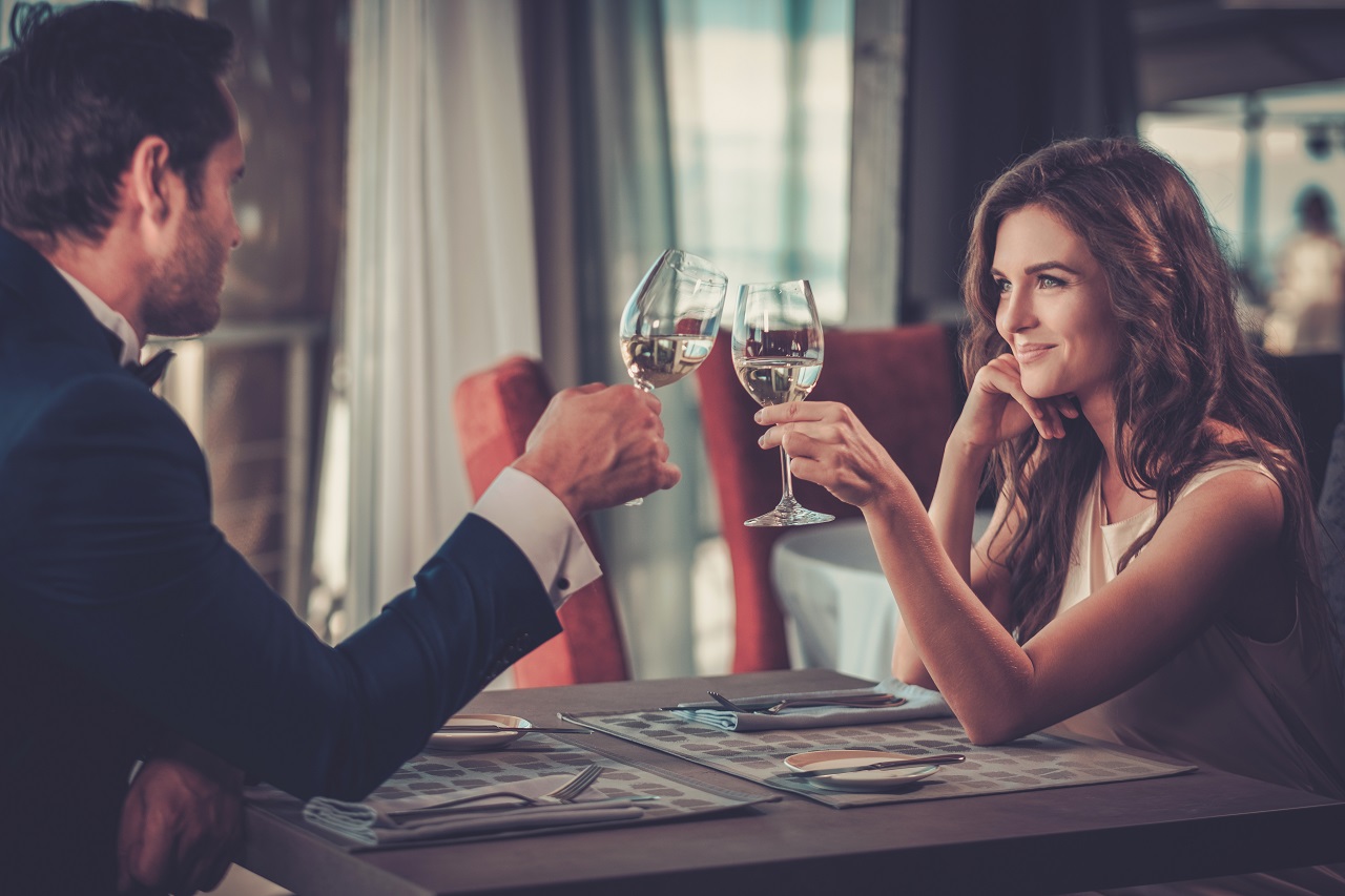 Jaka jest idealna oprawa dla romantycznej kolacji?